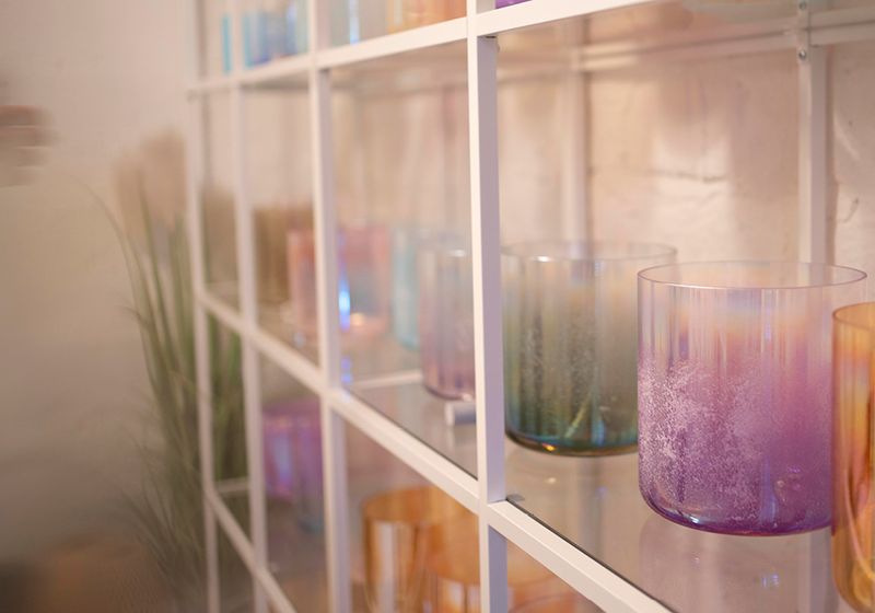 Über Anke Klangschalen Showrrom Köln