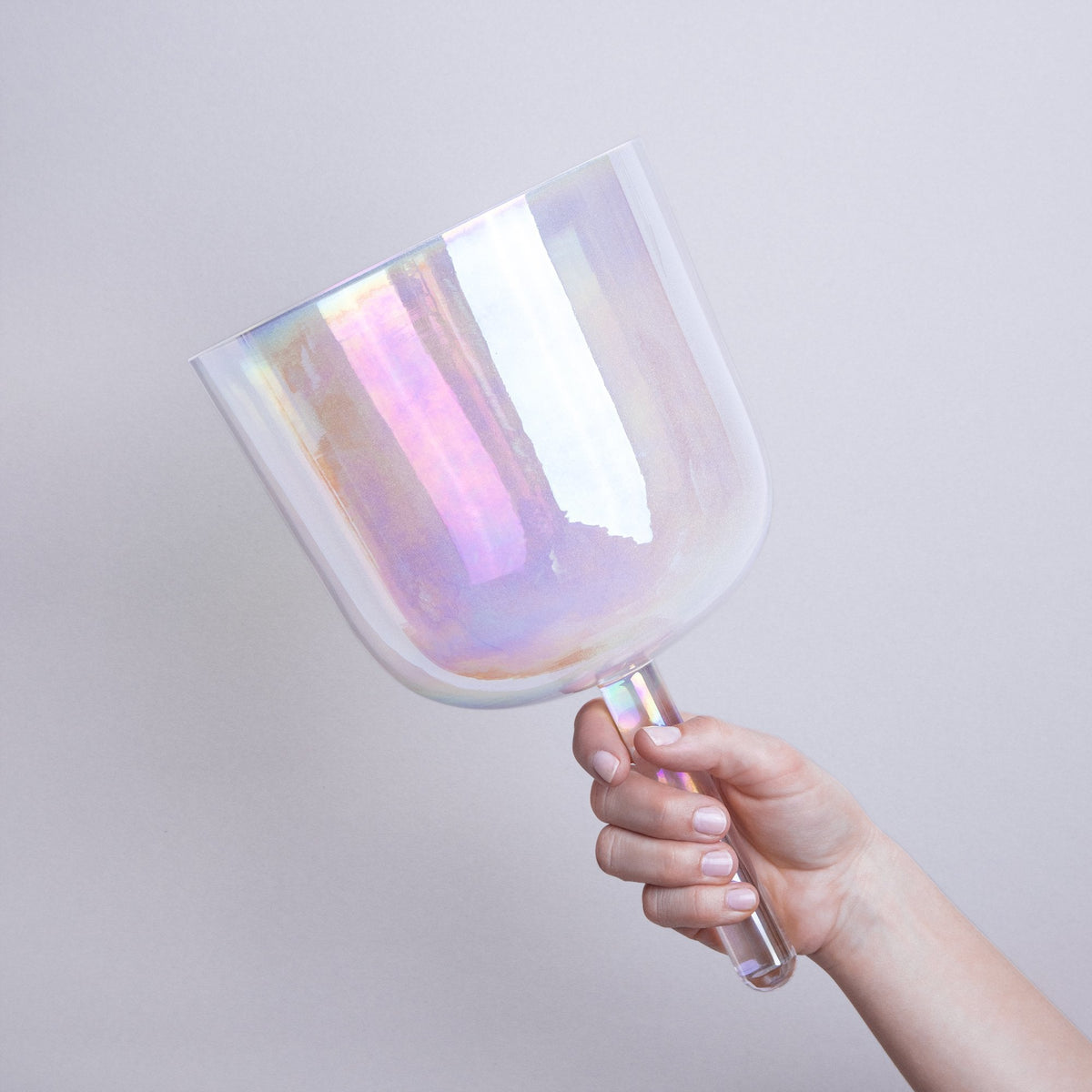Kristallklangschale EULE KRAFTTIER 432 Hz mit Griff in weiß - 18,5 cm | AkashaBowls®