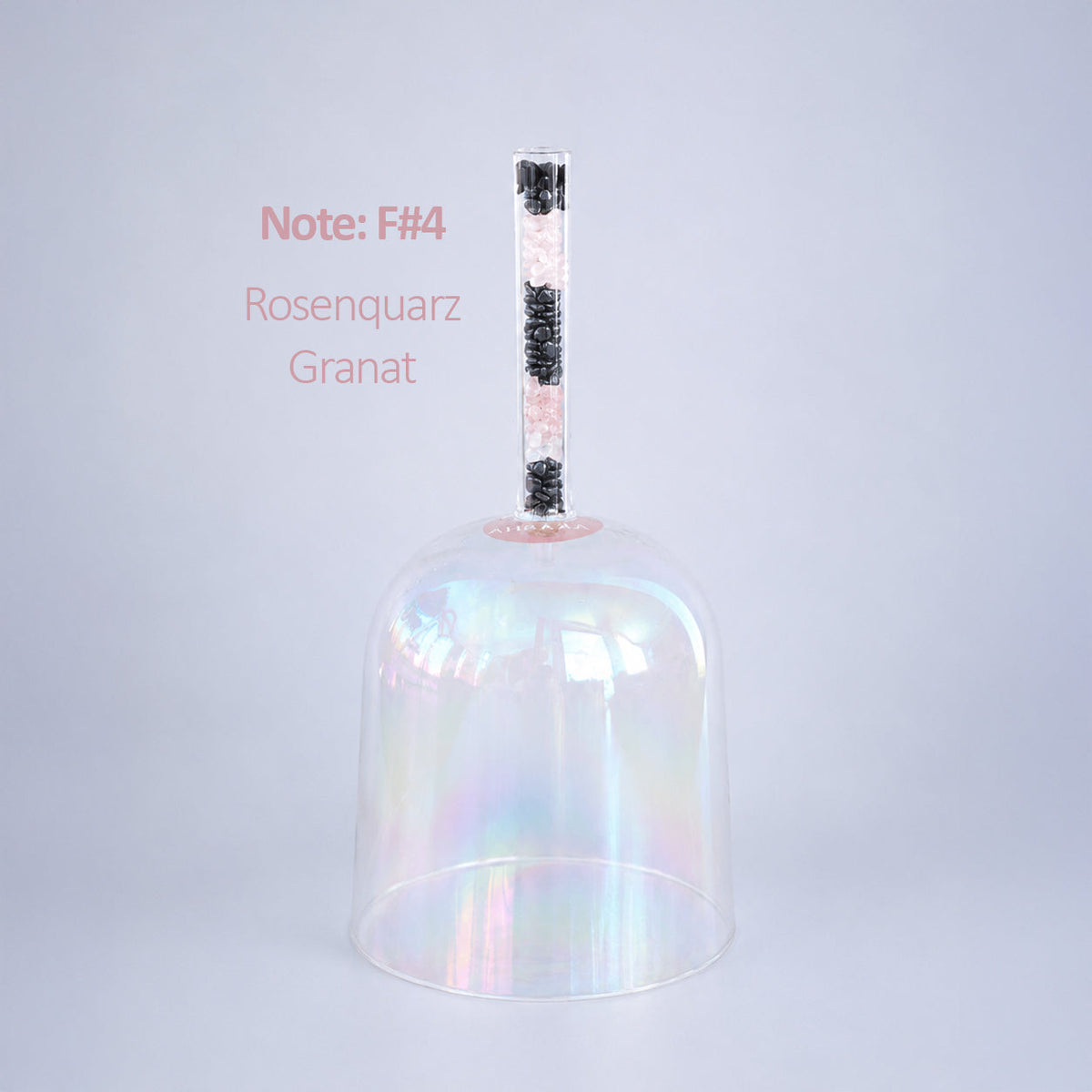 Kristallklangschale TAUBE KRAFTTIER 432 Hz mit Kristallen im Griff | AkashaBowls®